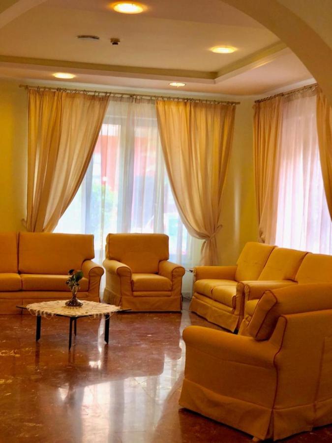 סלסומאג'יורה טרמה Hotel Primarosa מראה חיצוני תמונה