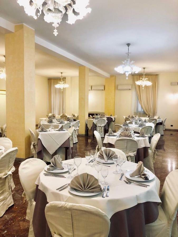 סלסומאג'יורה טרמה Hotel Primarosa מראה חיצוני תמונה